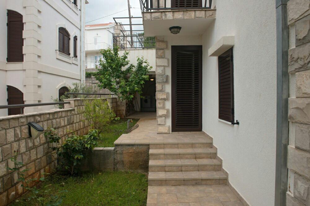 Villa Julia Petrovac ภายนอก รูปภาพ