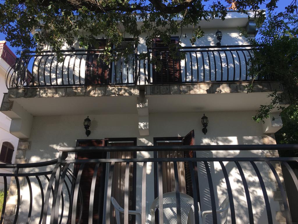 Villa Julia Petrovac ภายนอก รูปภาพ
