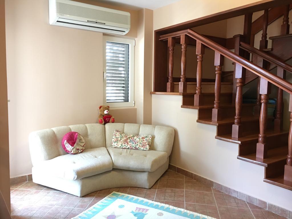 Villa Julia Petrovac ภายนอก รูปภาพ