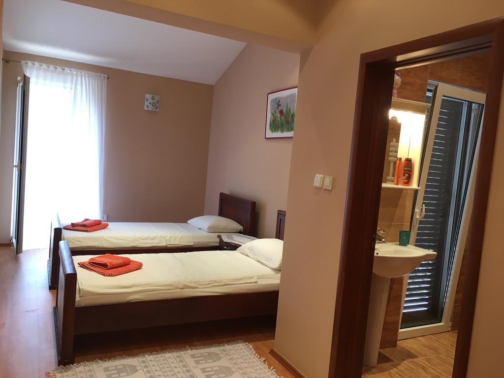 Villa Julia Petrovac ภายนอก รูปภาพ