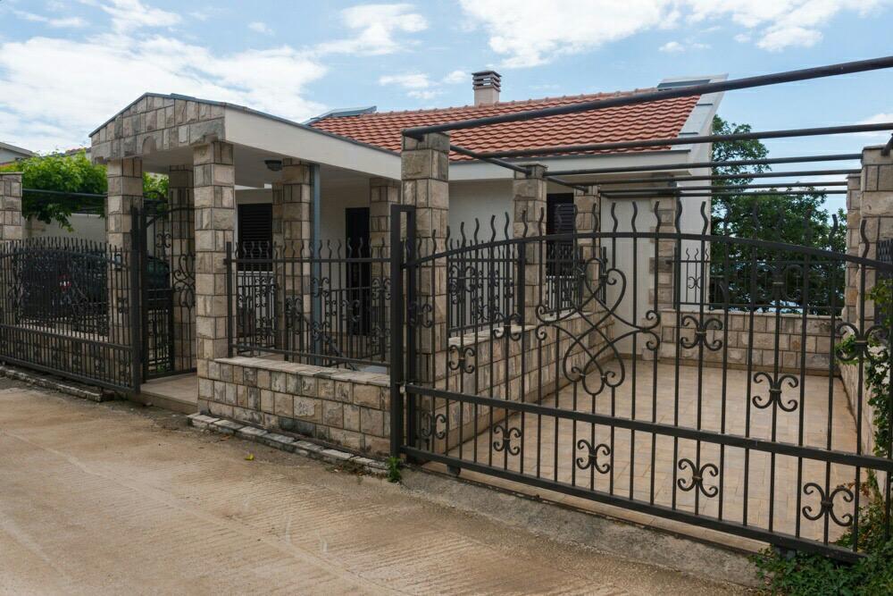 Villa Julia Petrovac ภายนอก รูปภาพ