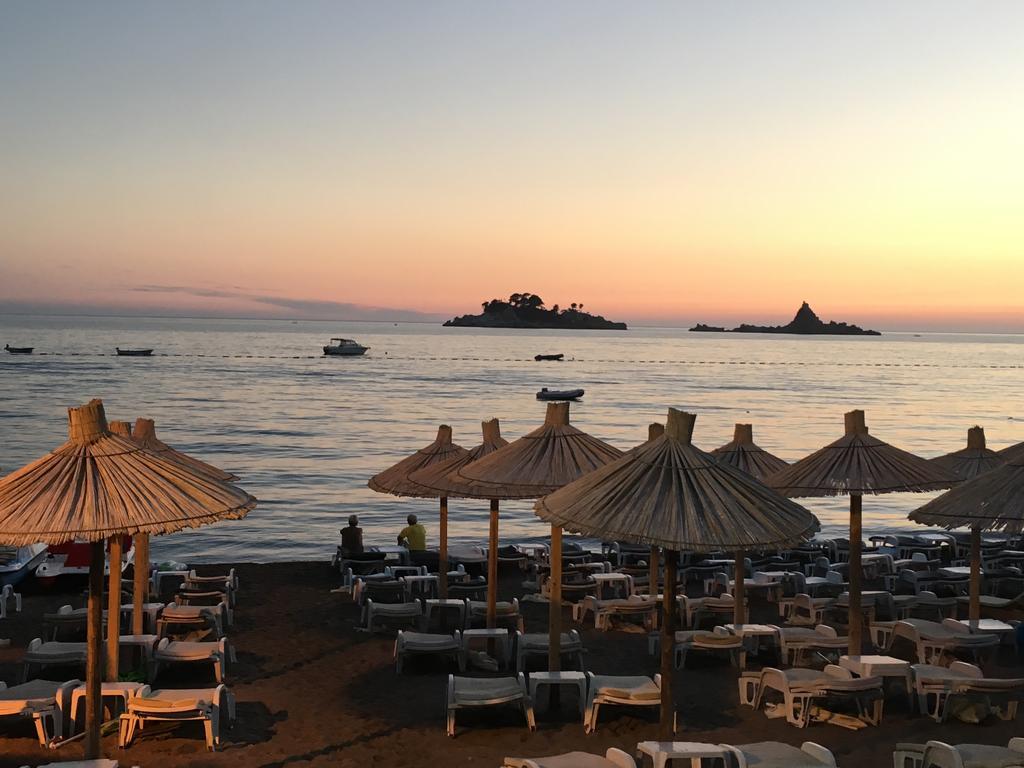 Villa Julia Petrovac ภายนอก รูปภาพ